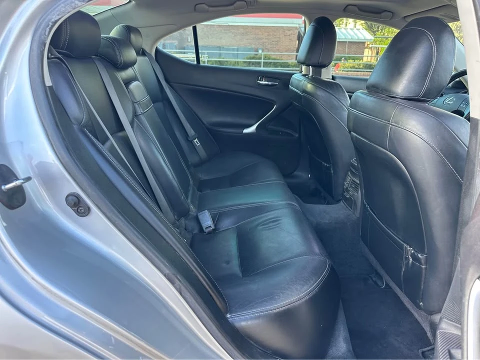 2009 Lexus IS 2nd Gen - Image 14 of 20