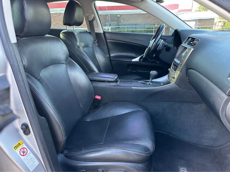 2009 Lexus IS 2nd Gen - Image 15 of 20