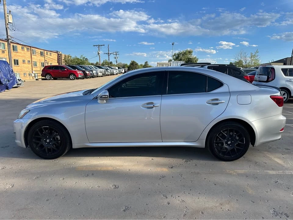 2009 Lexus IS 2nd Gen - Image 4 of 20