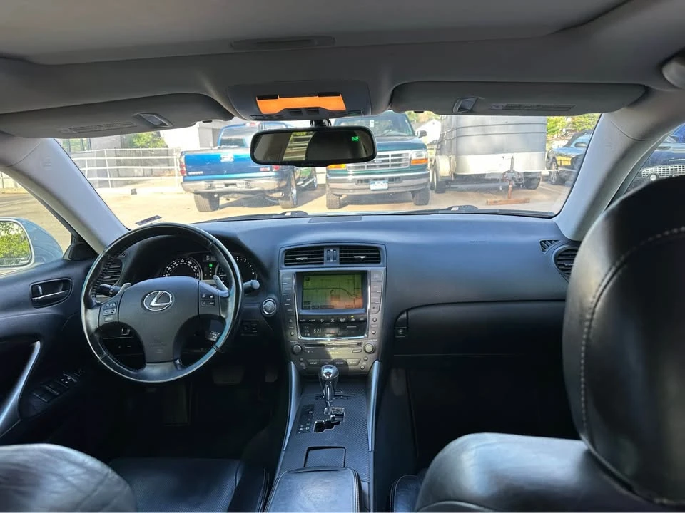 2009 Lexus IS 2nd Gen - Image 16 of 20