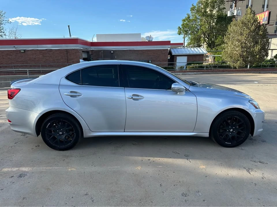 2009 Lexus IS 2nd Gen - Image 8 of 20