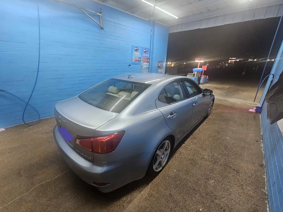 2009 Lexus IS 2nd Gen - Image 4 of 10