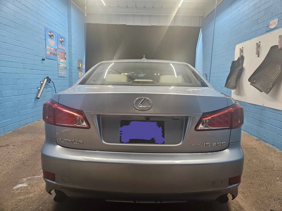 2009 Lexus IS 2nd Gen - Image 5 of 10