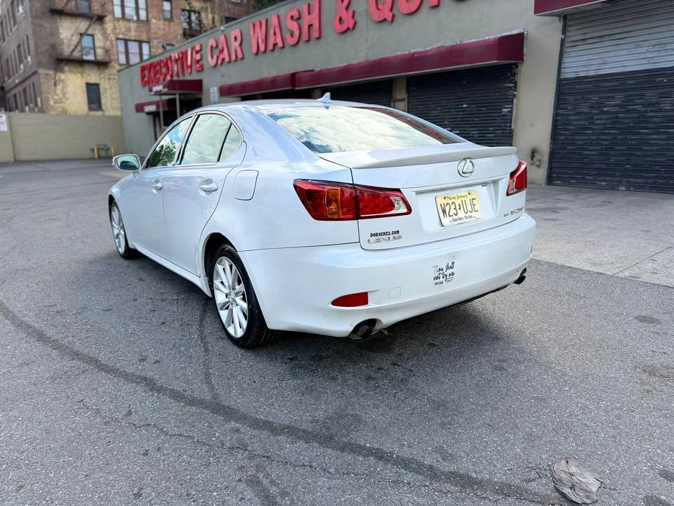 2009 Lexus IS 2nd Gen - Image 8 of 10