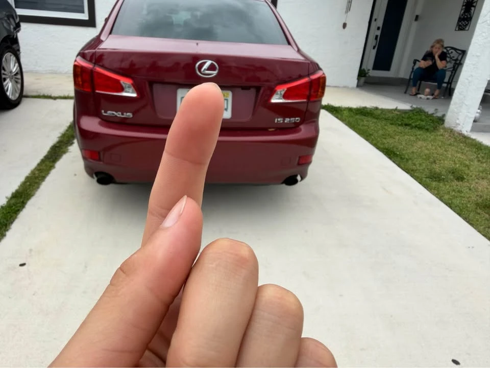 2009 Lexus IS 2nd Gen - Image 4 of 4