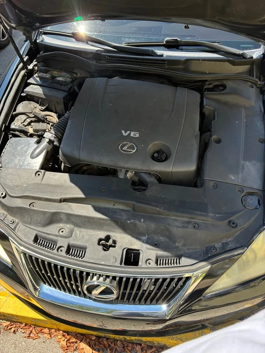 2009 Lexus IS 2nd Gen - Image 5 of 8