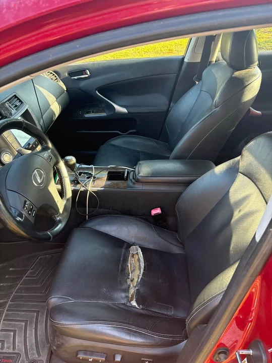 2009 Lexus IS 2nd Gen - Image 6 of 14