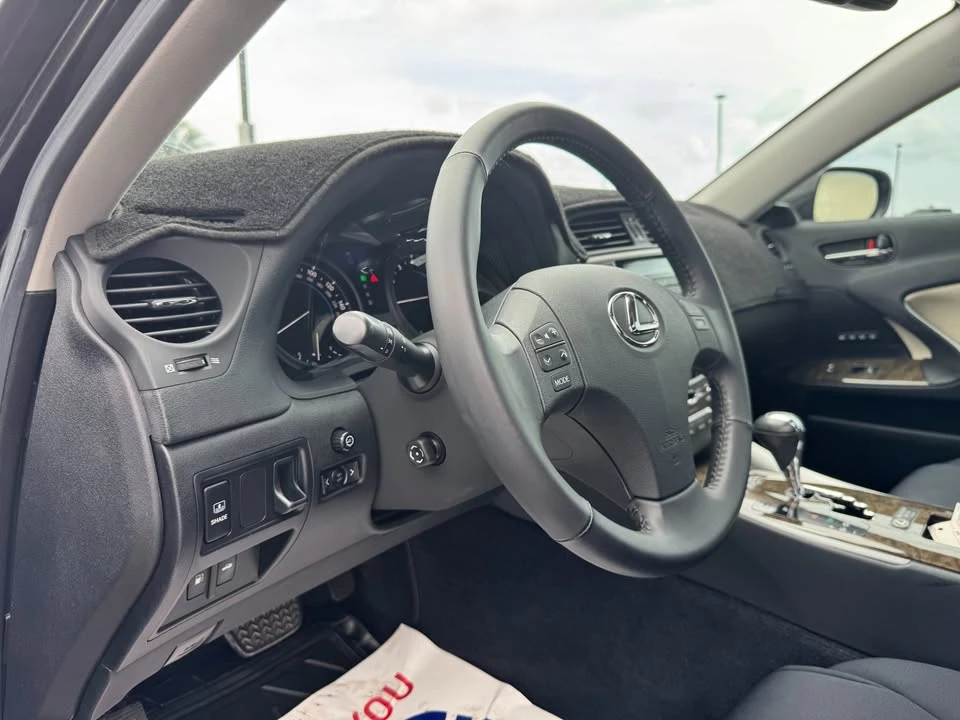 2009 Lexus IS 2nd Gen - Image 12 of 19
