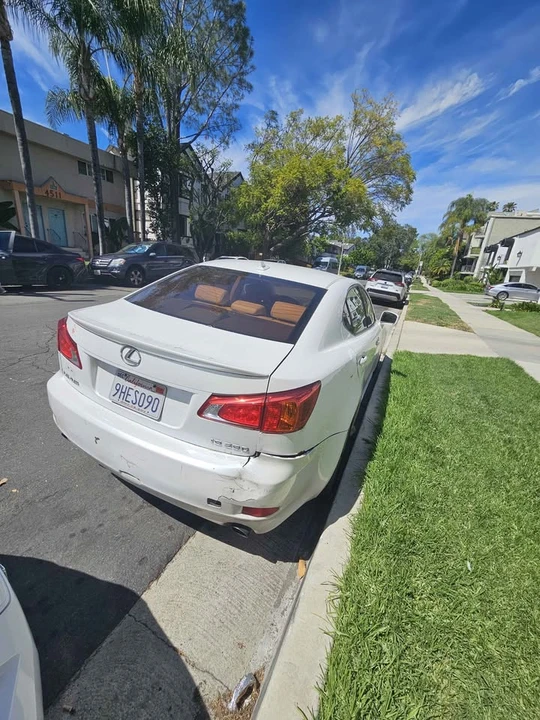 2009 Lexus IS 2nd Gen - Image 4 of 6