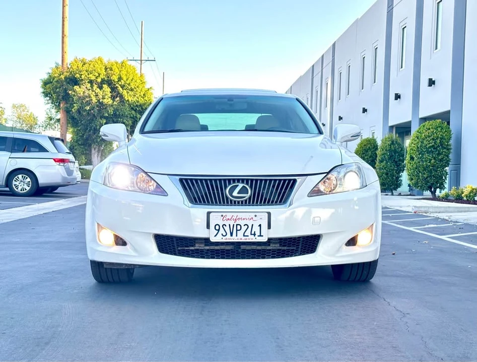 2009 Lexus IS 2nd Gen - Image 8 of 20