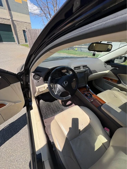 2009 Lexus IS 2nd Gen - Image 12 of 14