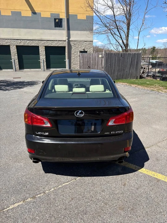 2009 Lexus IS 2nd Gen - Image 5 of 14