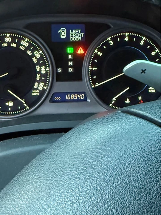 2009 Lexus IS 2nd Gen - Image 8 of 10