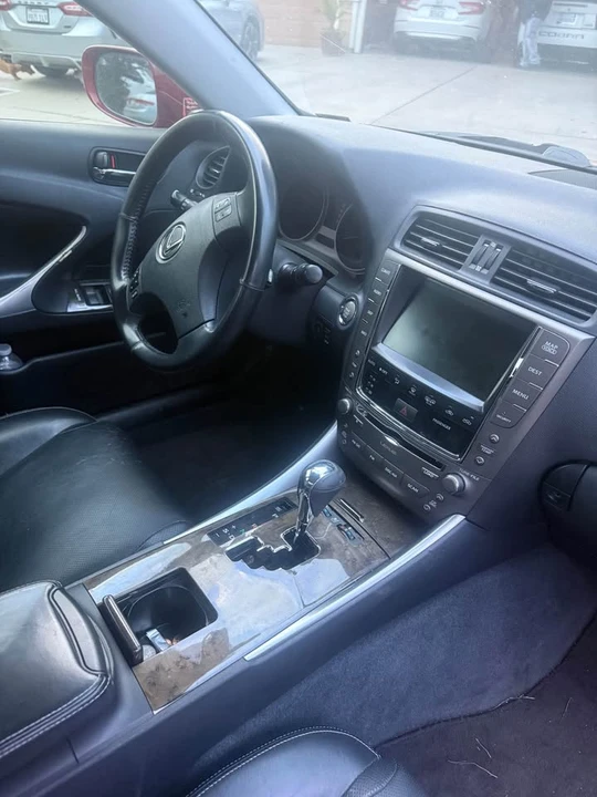 2009 Lexus IS 2nd Gen - Image 2 of 10