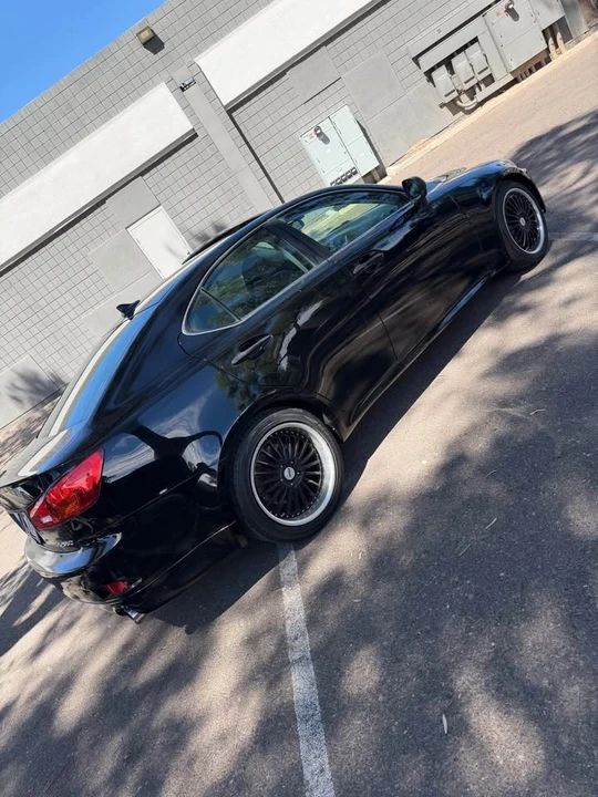 2009 Lexus IS 2nd Gen - Image 8 of 17