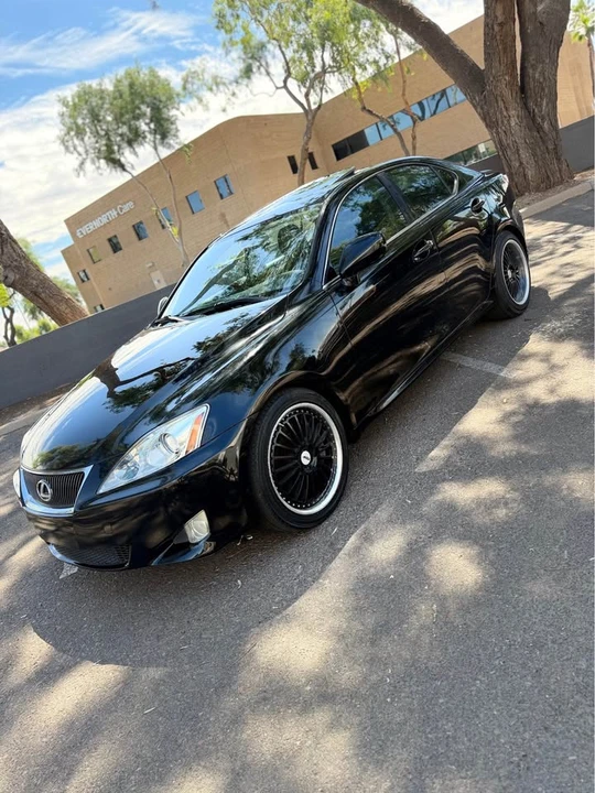 2009 Lexus IS 2nd Gen - Image 11 of 17