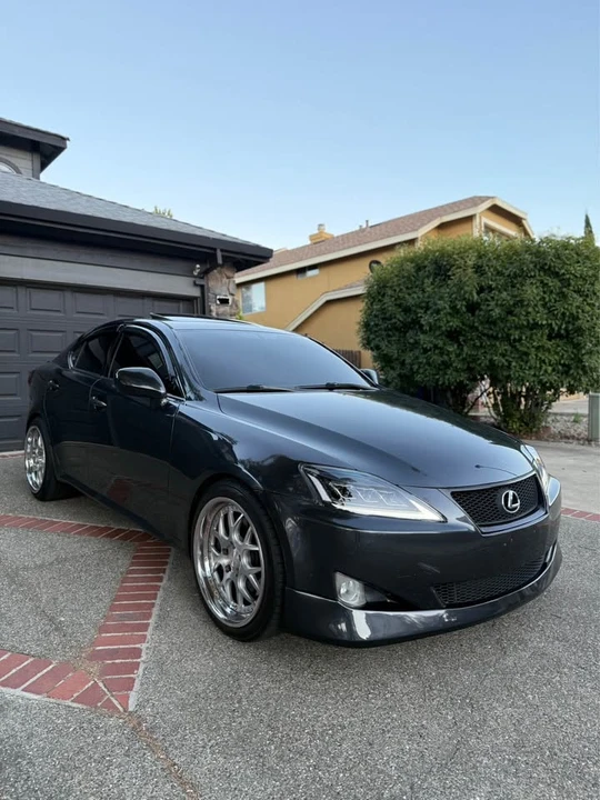 2009 Lexus IS 2nd Gen - Image 3 of 17