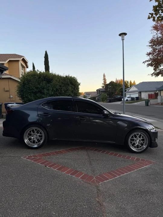 2009 Lexus IS 2nd Gen - Image 4 of 17