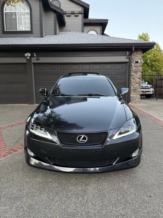 2009 Lexus IS 2nd Gen - Image 2 of 17