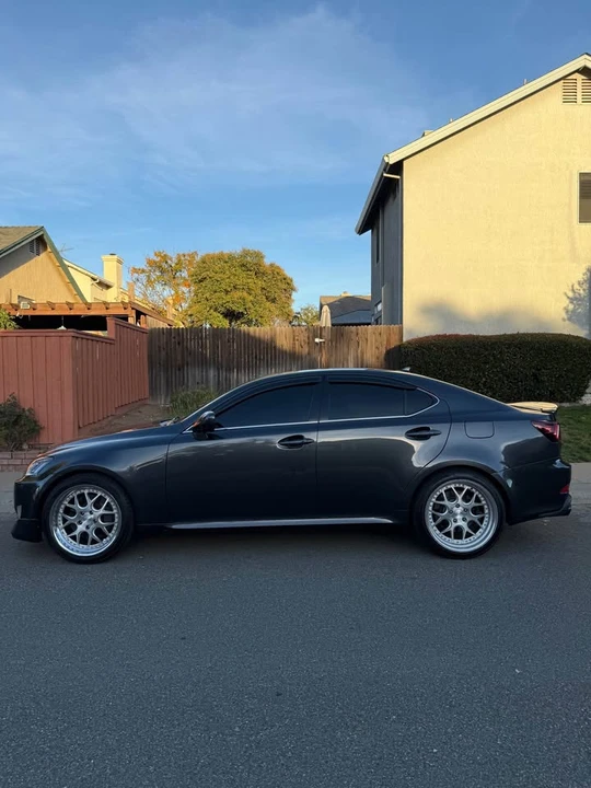 2009 Lexus IS F 2nd Gen - Image 6 of 15