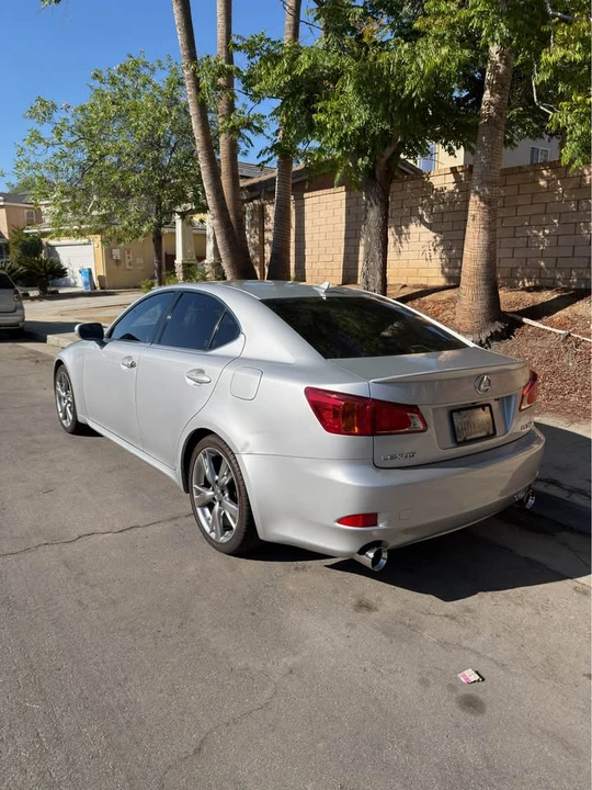 2009 Lexus IS 2nd Gen - Image 3 of 18