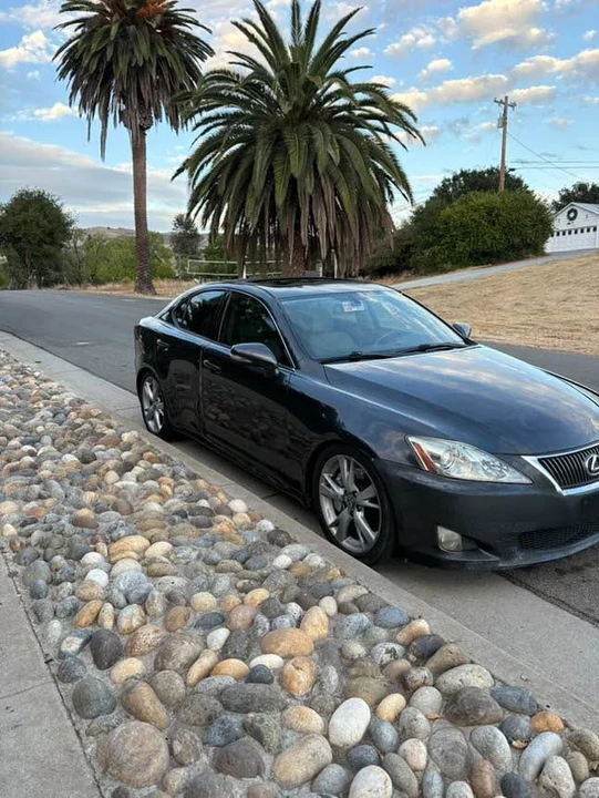2009 Lexus IS 2nd Gen - Image 2 of 7