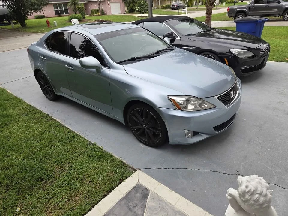 2009 Lexus IS 2nd Gen - Image 8 of 10