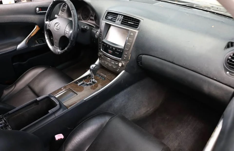 2009 Lexus IS 2nd Gen - Image 9 of 11