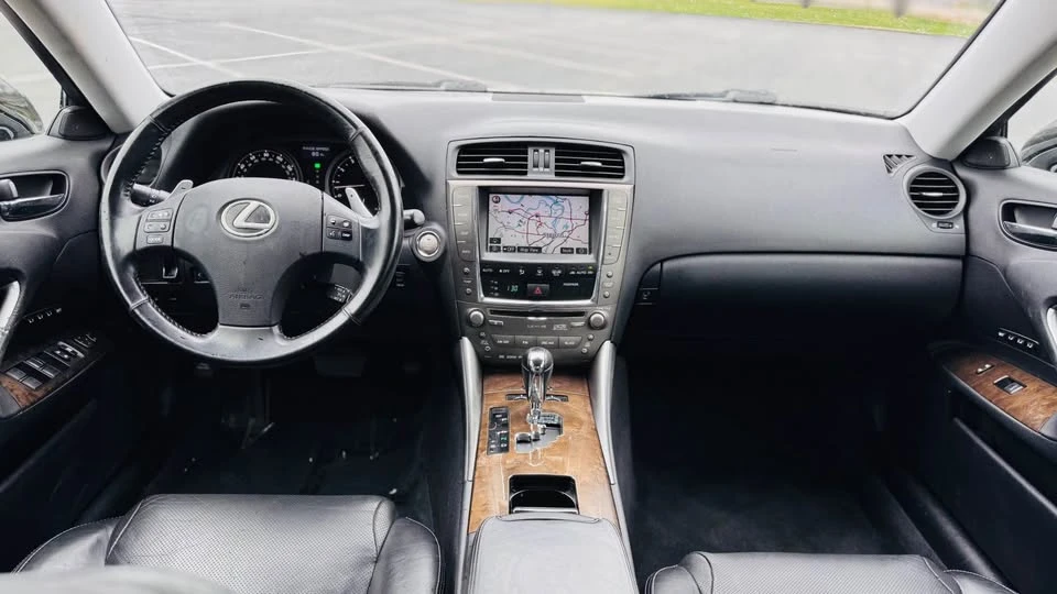2009 Lexus IS 2nd Gen - Image 11 of 16