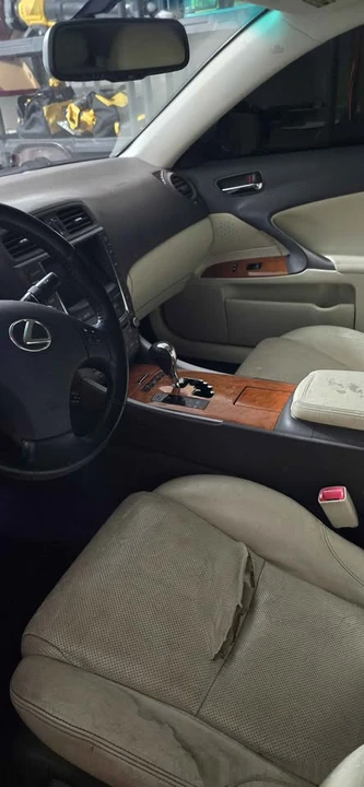 2009 Lexus IS 2nd Gen - Image 2 of 8