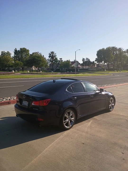 2009 Lexus IS 2nd Gen - Image 2 of 6