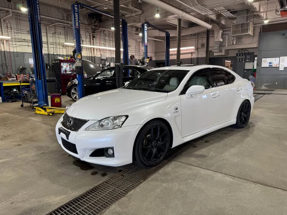 2009 Lexus IS F 2nd Gen - Image 4 of 11