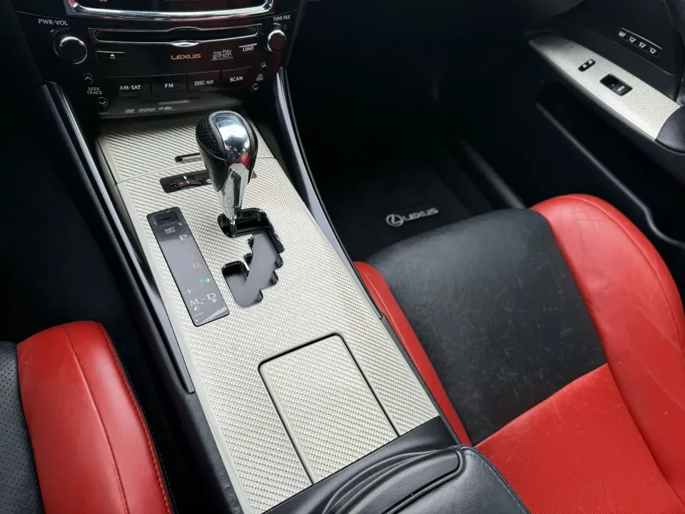 2009 Lexus IS F 2nd Gen - Image 9 of 12