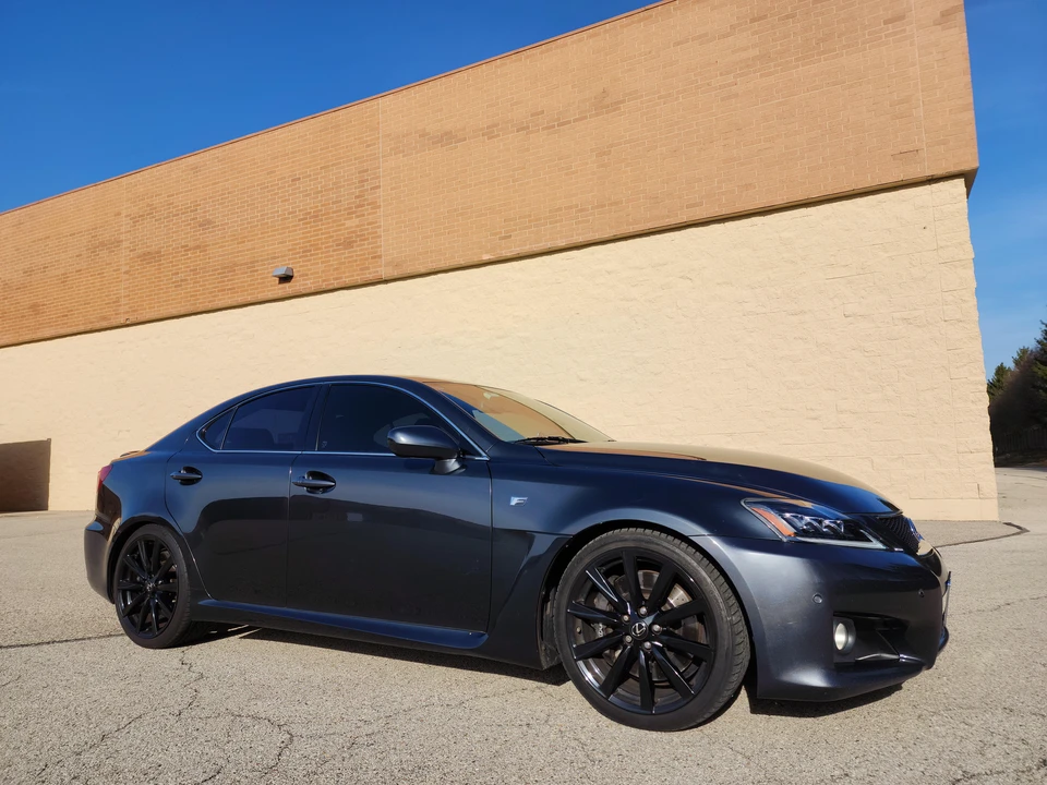 2009 Lexus IS F 2nd Gen - Image 25 of 31