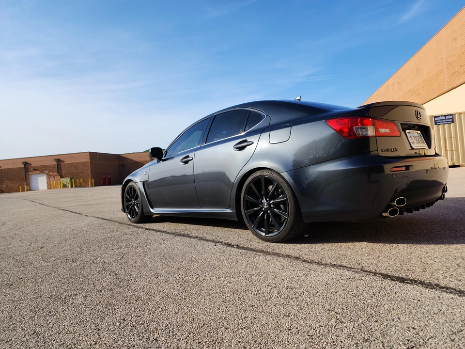 2009 Lexus IS F 2nd Gen - Image 18 of 31