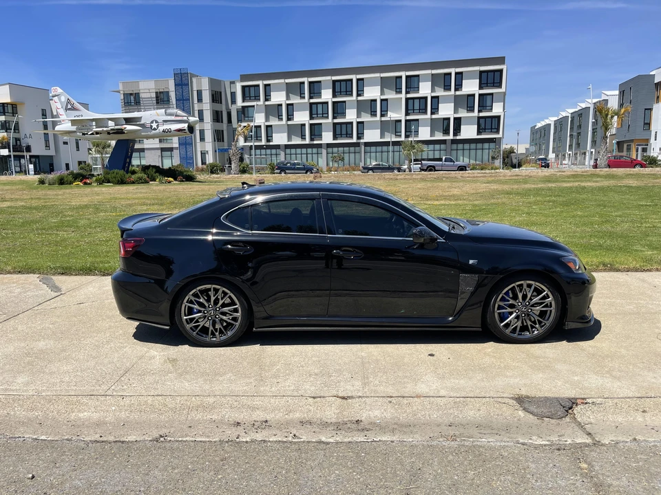 2009 Lexus IS F 2nd Gen - Image 12 of 31