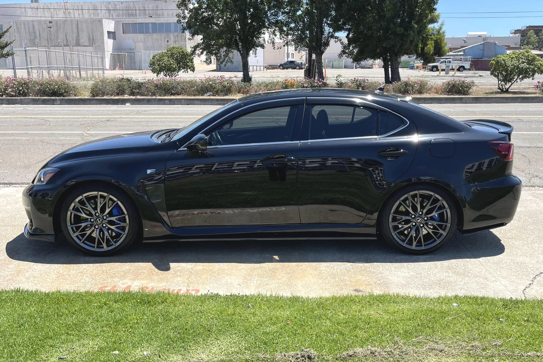2009 Lexus IS F 2nd Gen - Image 3 of 31