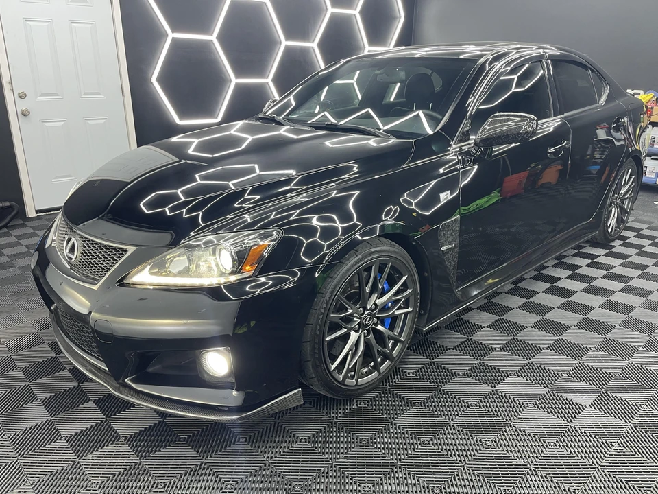 2009 Lexus IS F 2nd Gen - Image 28 of 31