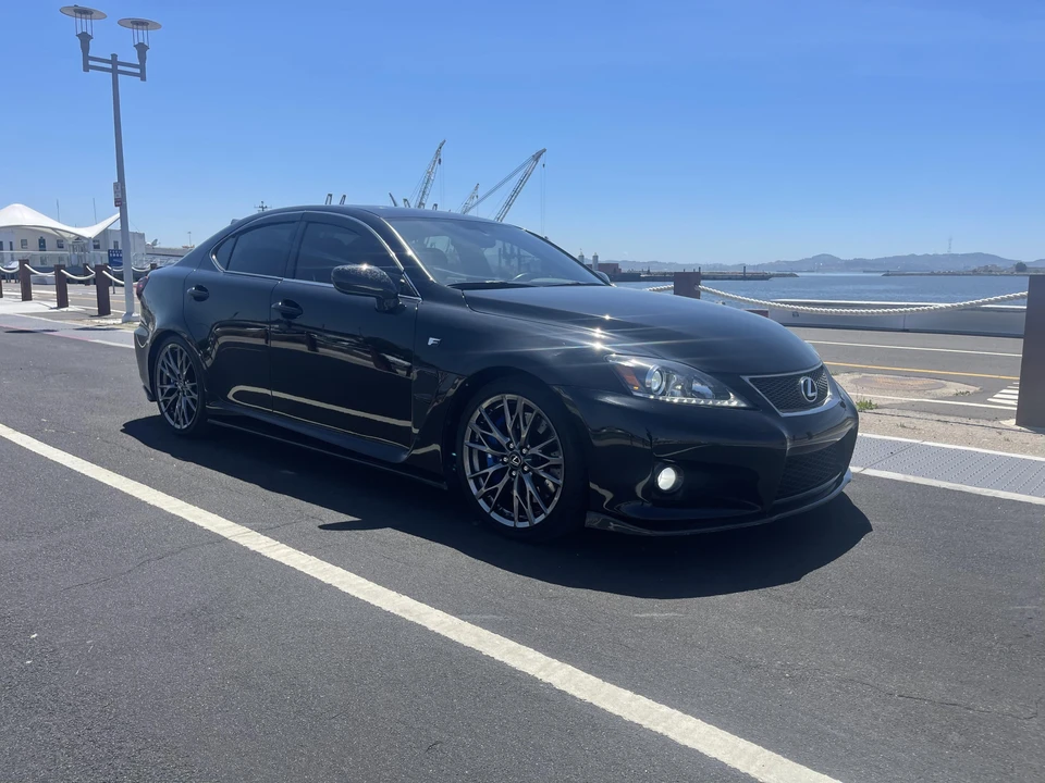 2009 Lexus IS F 2nd Gen - Image 19 of 31