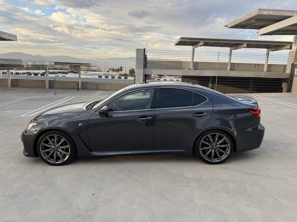2009 Lexus IS F 2nd Gen - Image 27 of 31