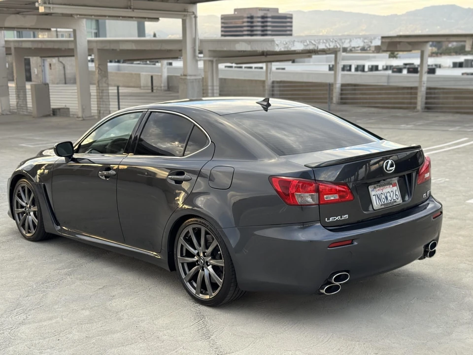 2009 Lexus IS F 2nd Gen - Image 28 of 31