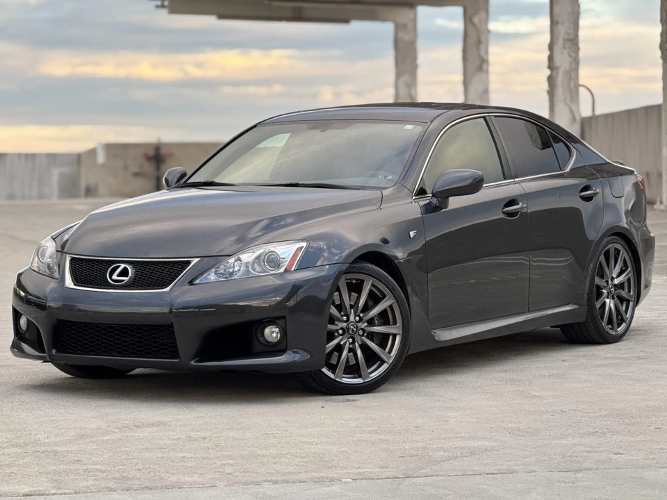 2009 Lexus IS F 2nd Gen - Image 18 of 31