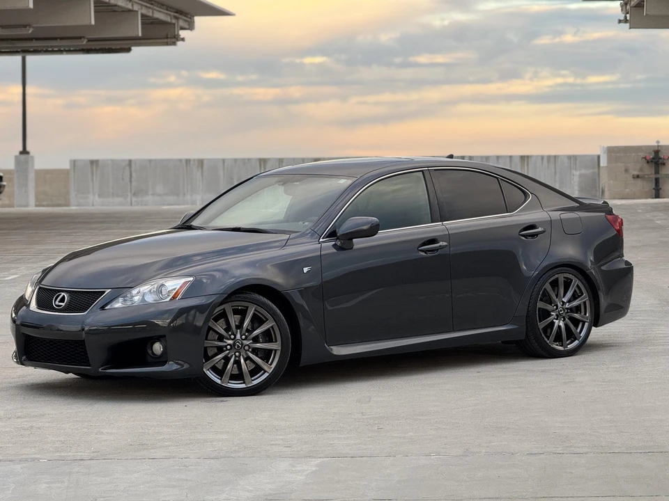 2009 Lexus IS F 2nd Gen - Image 23 of 31