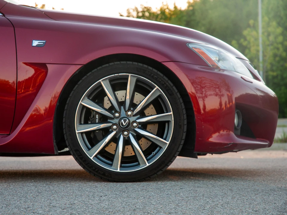 2009 Lexus IS F 2nd Gen - Image 20 of 31