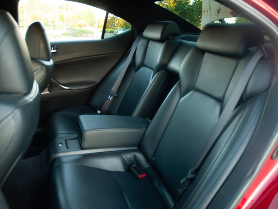 2009 Lexus IS F 2nd Gen - Image 29 of 31