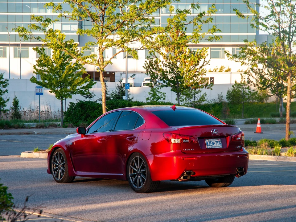 2009 Lexus IS F 2nd Gen - Image 8 of 31