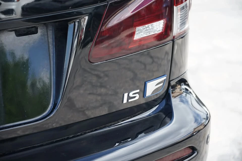 2009 Lexus IS F 2nd Gen - Image 18 of 20