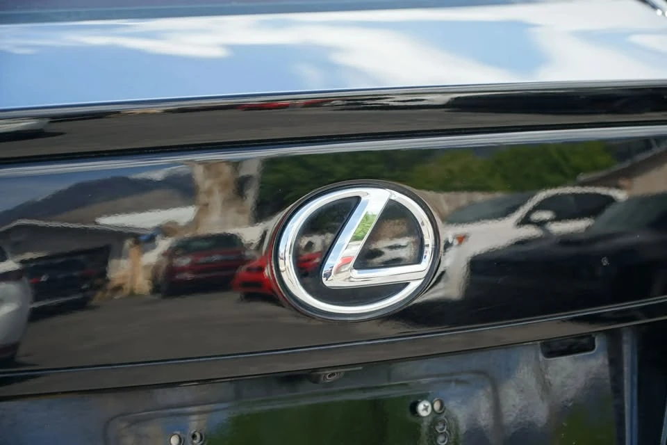 2009 Lexus IS F 2nd Gen - Image 19 of 20