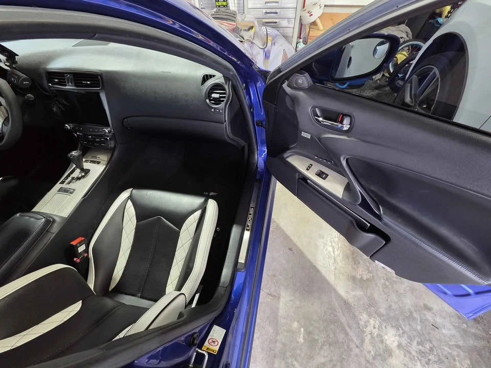 2009 Lexus IS F 2nd Gen - Image 11 of 18