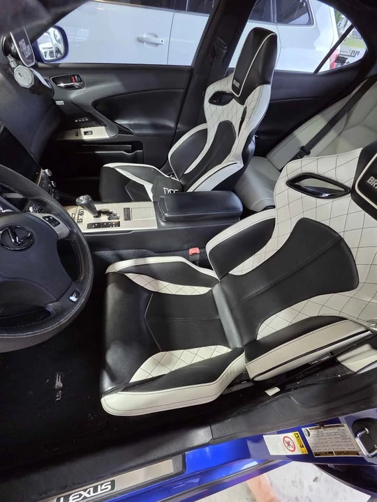 2009 Lexus IS F 2nd Gen - Image 7 of 18